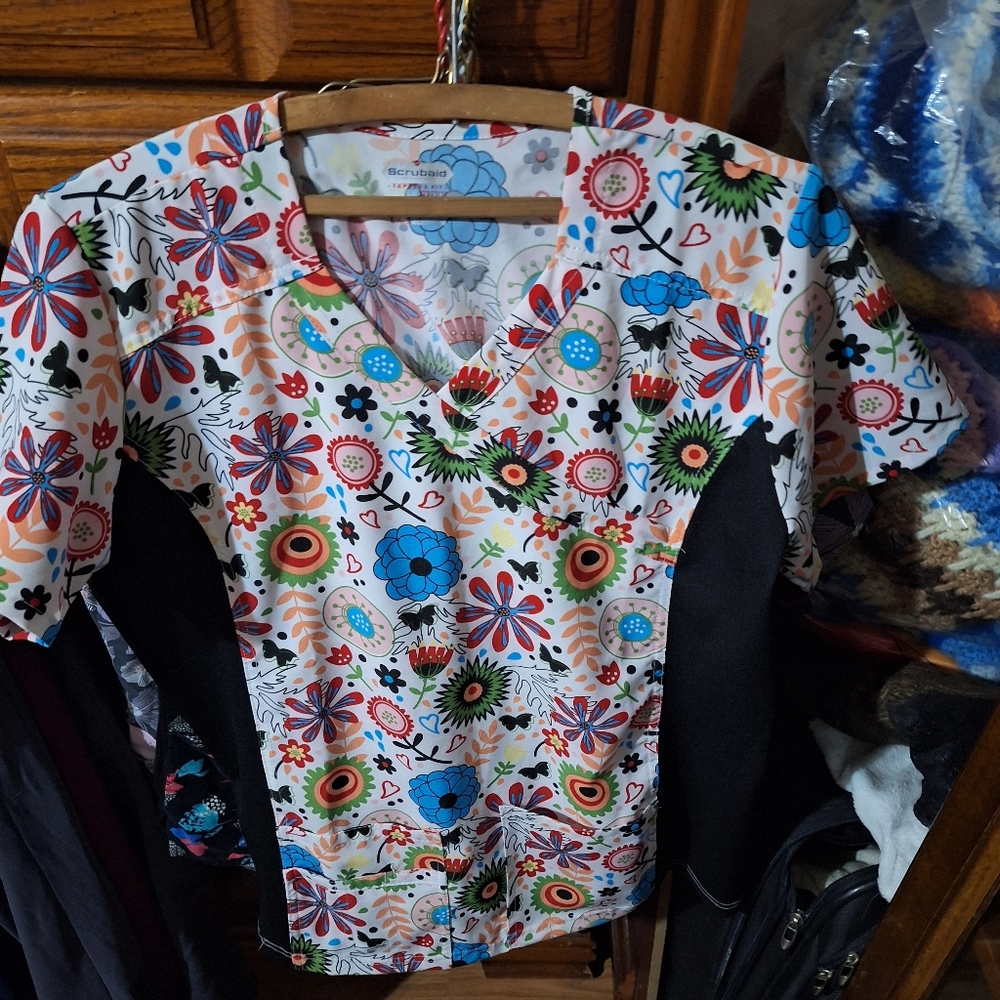 scrub top